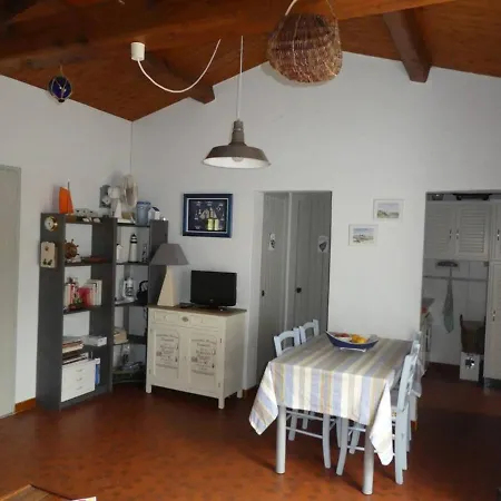 Maison 3 Pieces Avec Jardin A 600m De La - 6 Couchages - - Fr-1-224b-66 Barbâtre